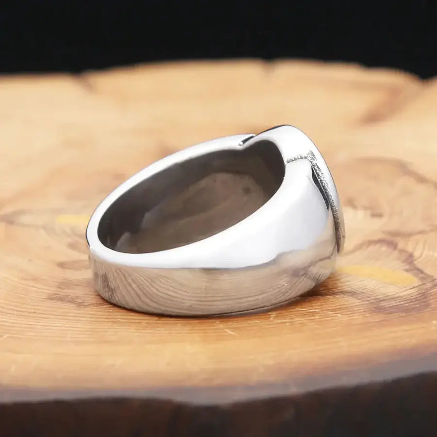 8 Ball Ring