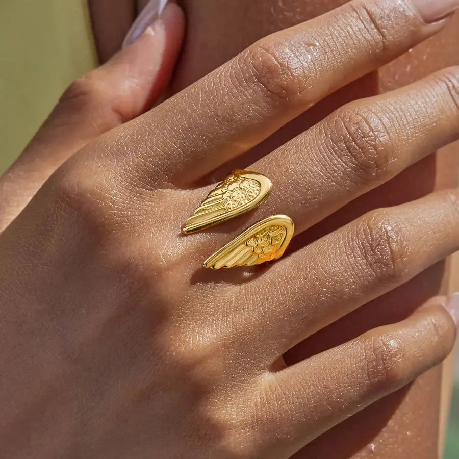 Angel Wings Ring - Gold
