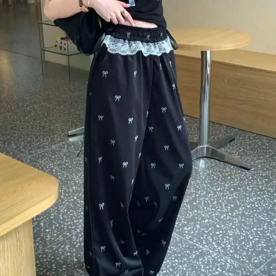 Bow Sweatpants - Black / S