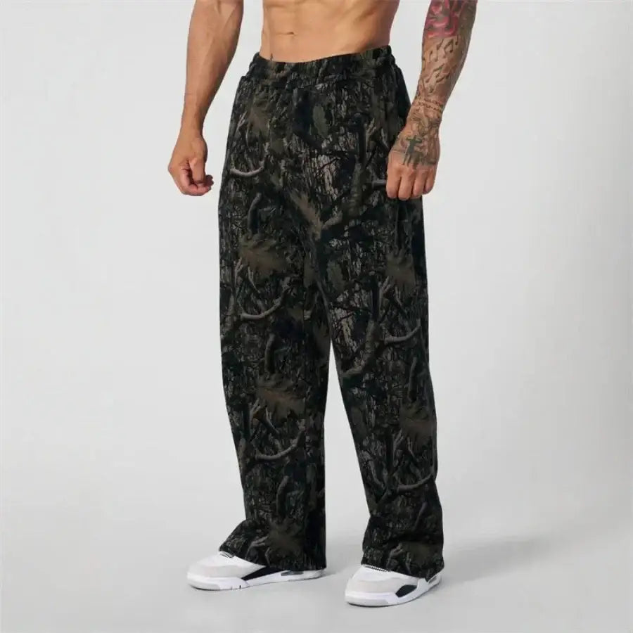 Camo Baggy Sweatpants - Black / S