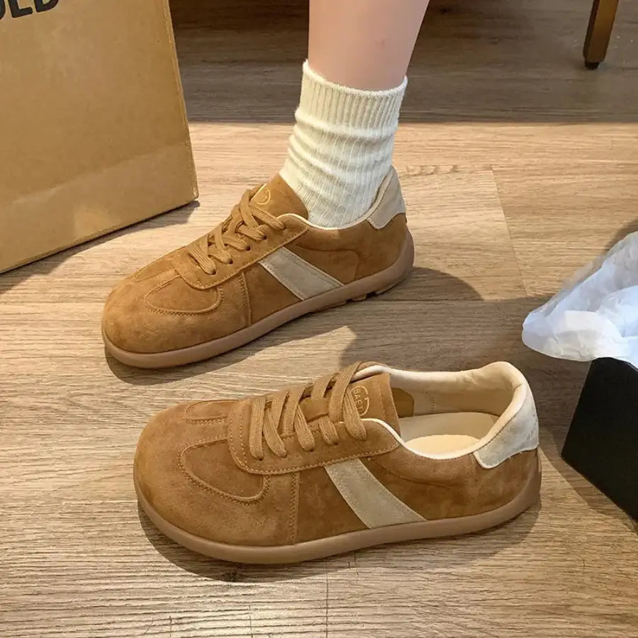 College Style Sneakers - Caramel / 5