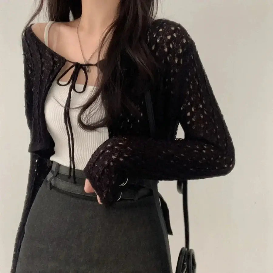 Cropped Tie Sweater - Black / One Size