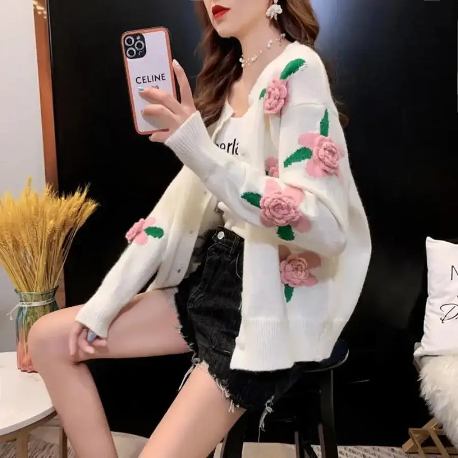 Embroidered Floral Cardigan