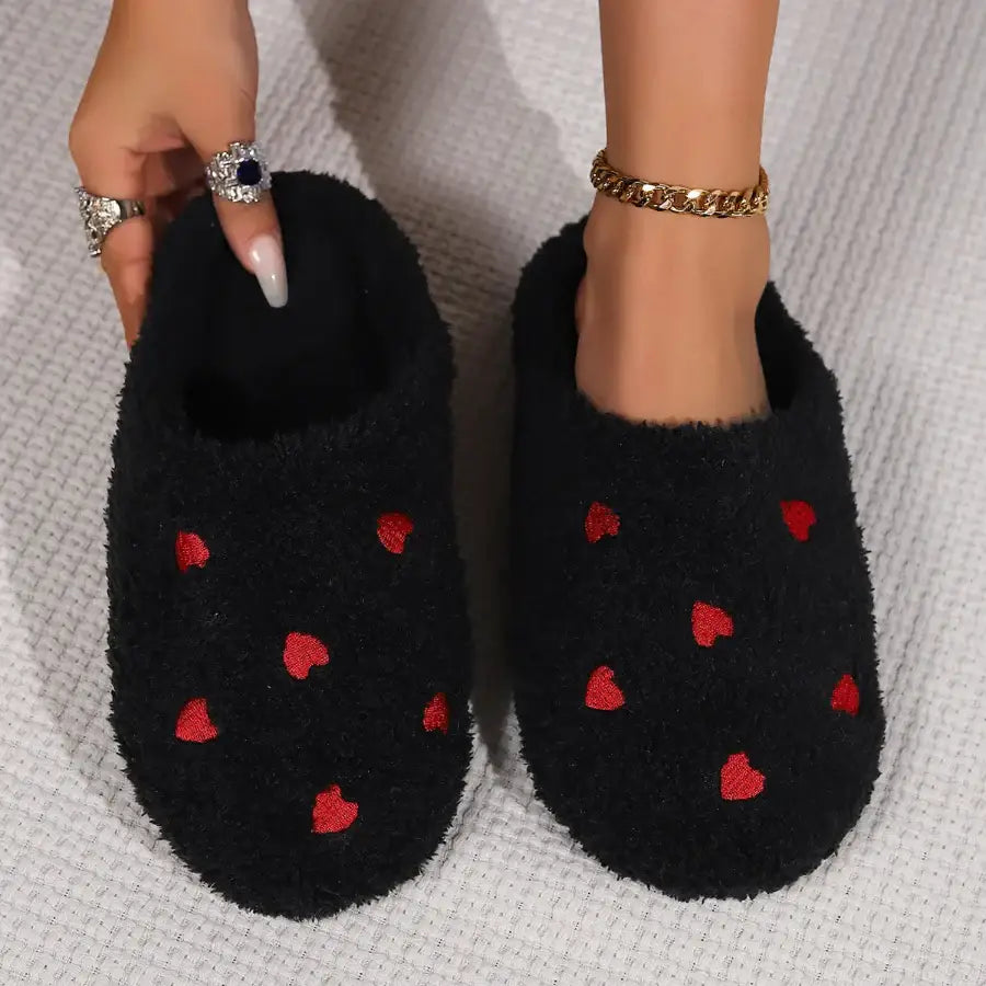 Heart Slippers - Black / 4.5