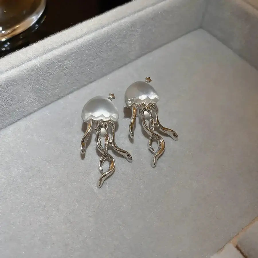 Jellyfish Earrings - White