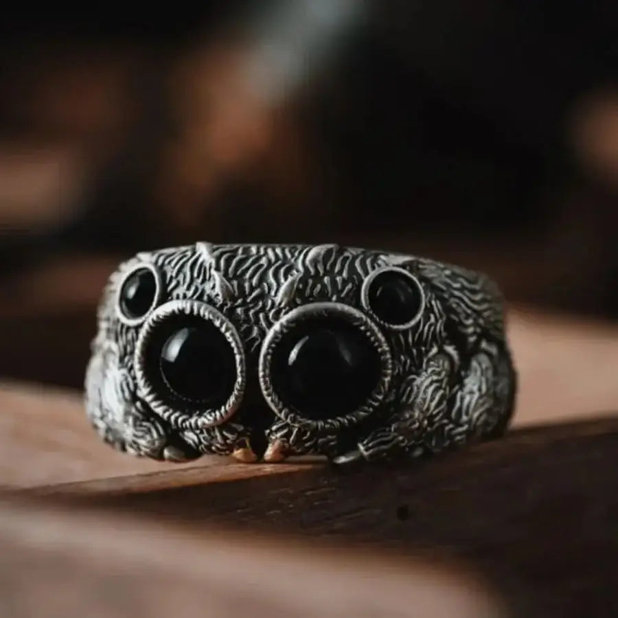Jumping Spider Ring - Black