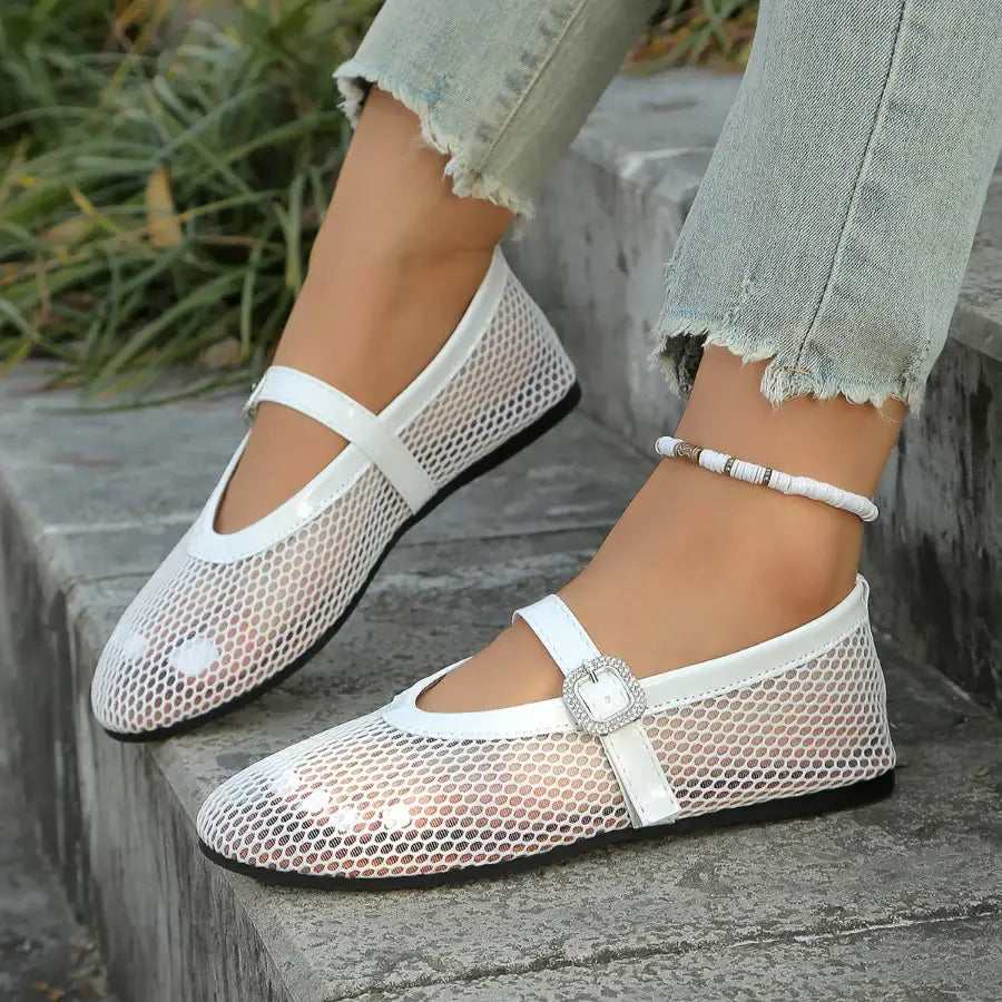 Mesh Sandals - White / 5.5