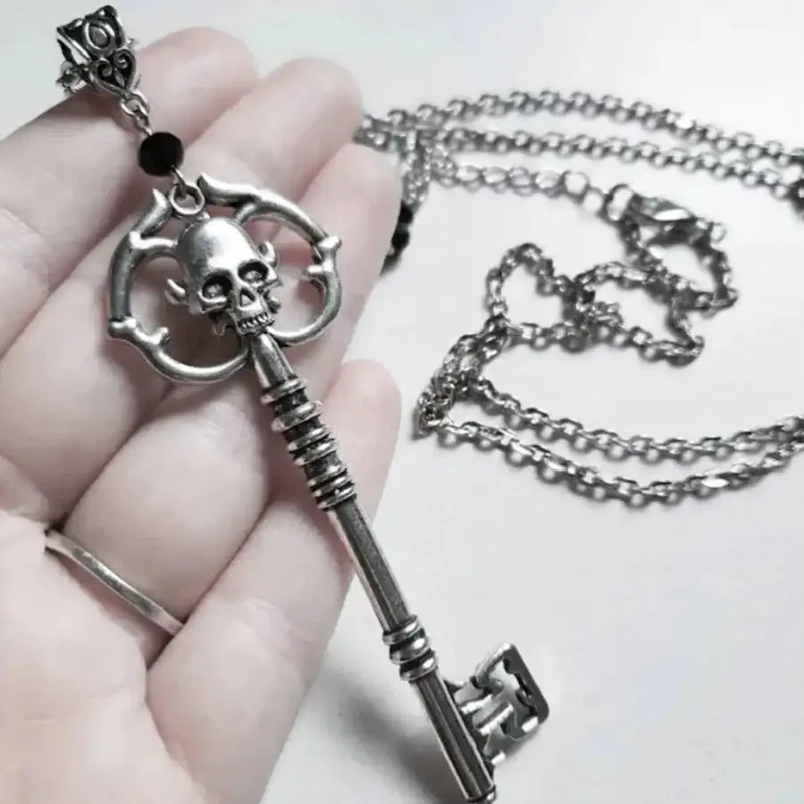 Skeleton Key Necklace - Silver