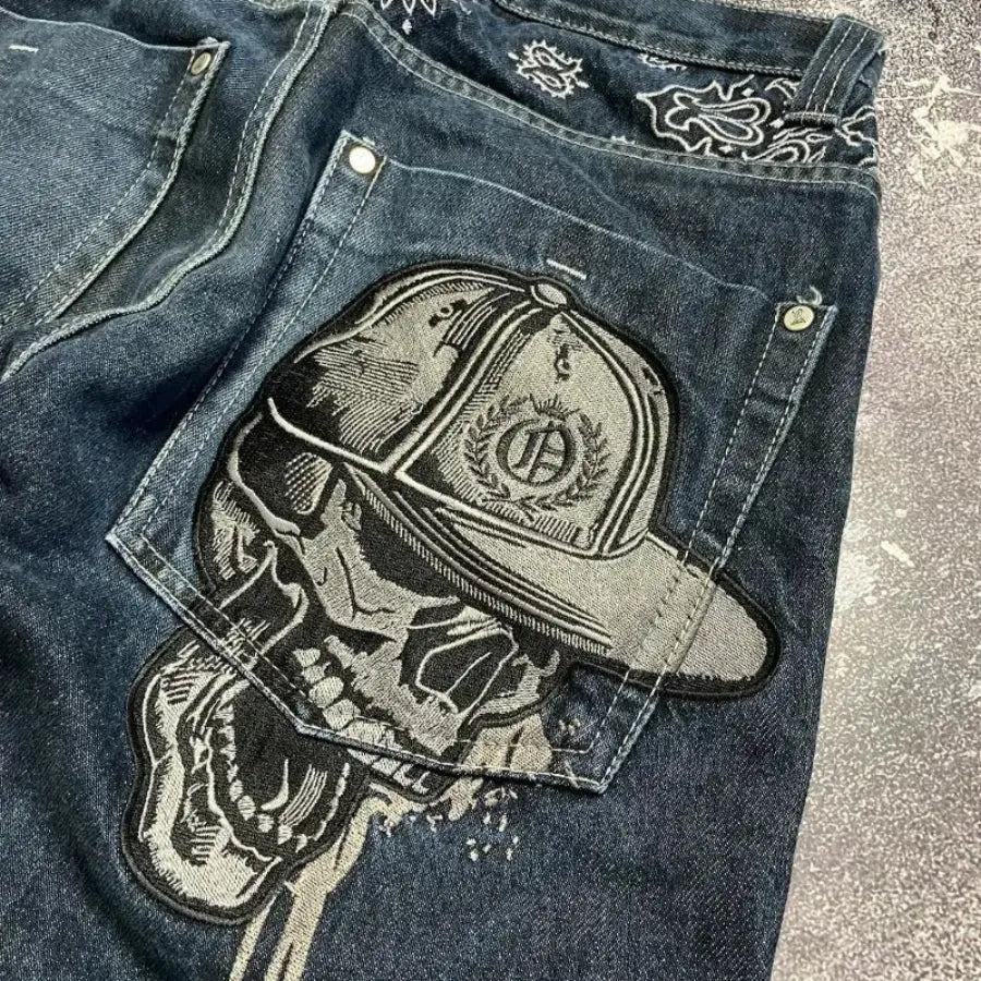 Skull Jeans