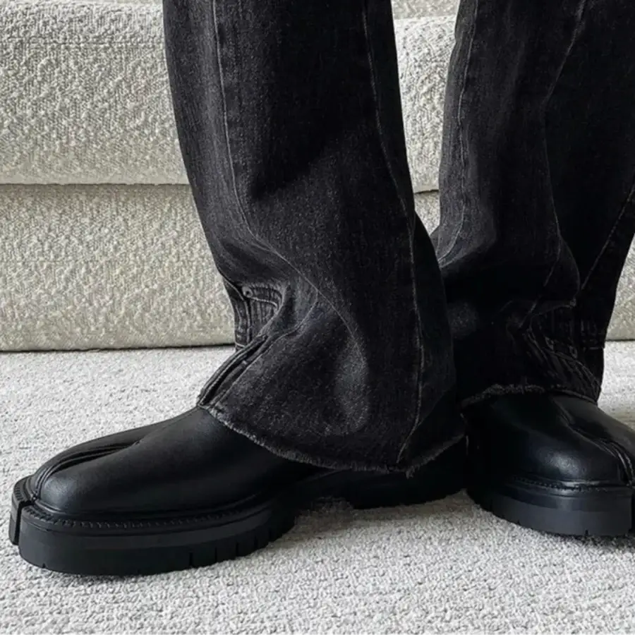 Tabi Shoes