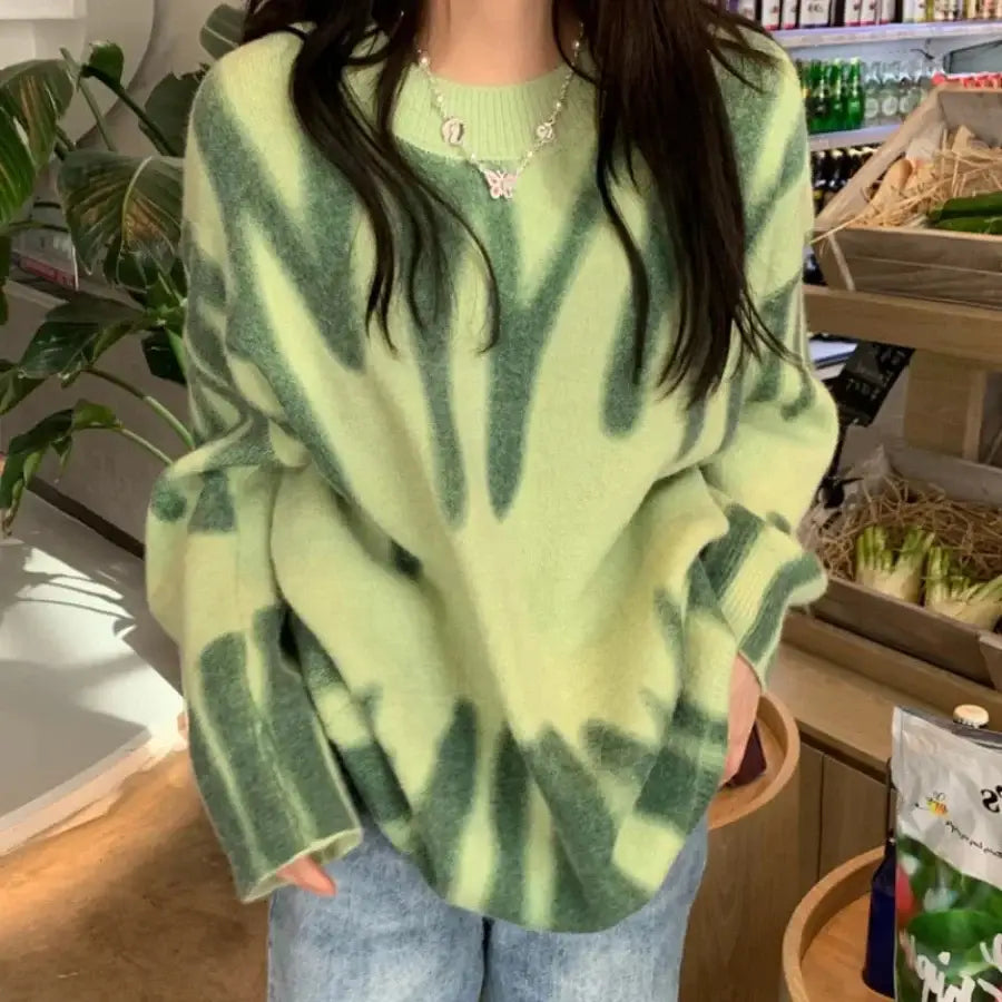Wave Print Knit Sweater - Green / One Size