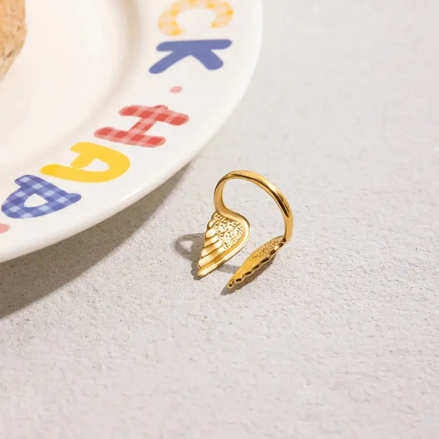 Angel Wings Ring - Gold