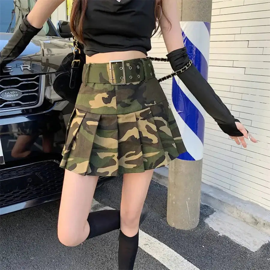 Camo Pleated Skirt Green / S