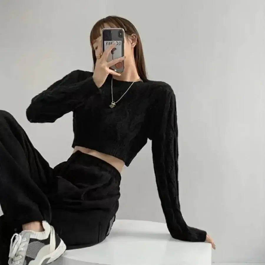 Cropped Cable Knit Sweater