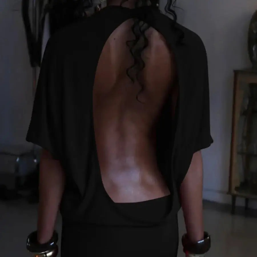 Cut Out Back Dress - Black / S
