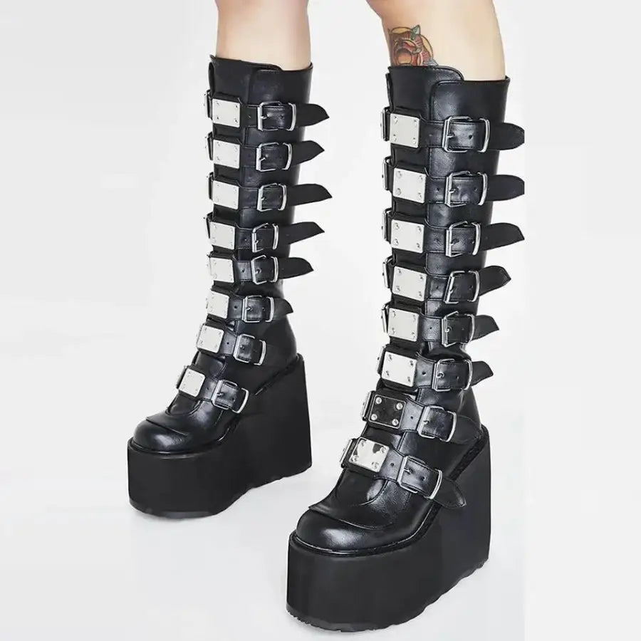 Gothic Platform Boots - Black matte / 5.5