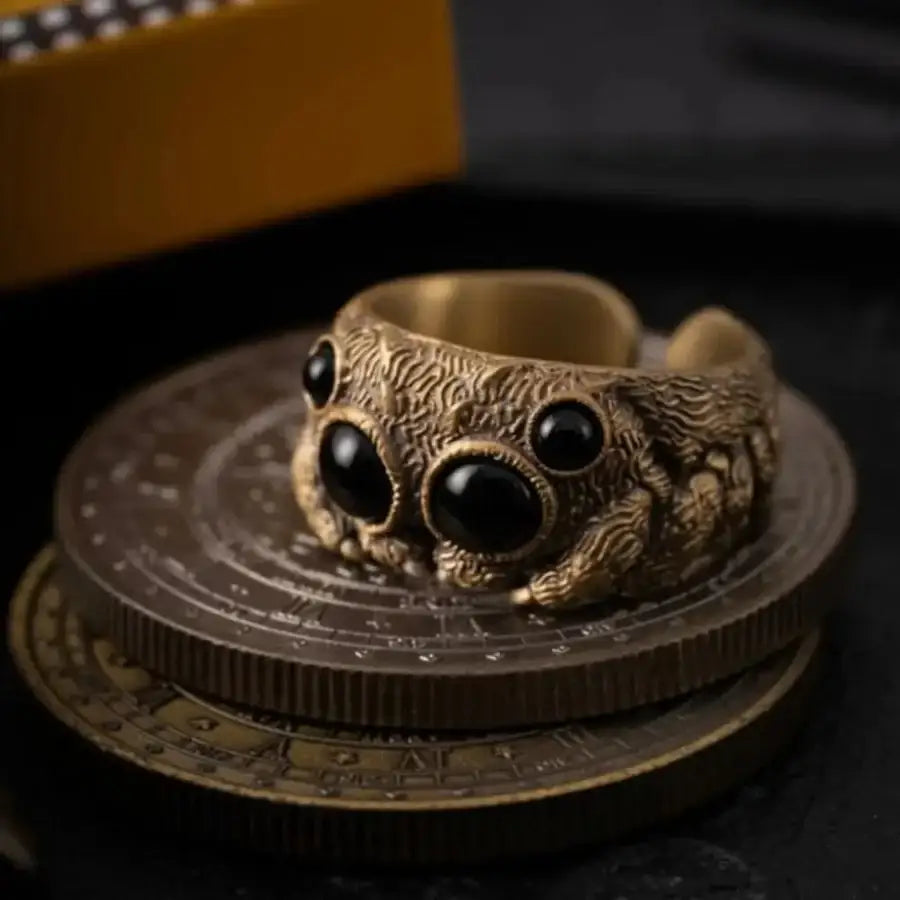 Jumping Spider Ring - Gold