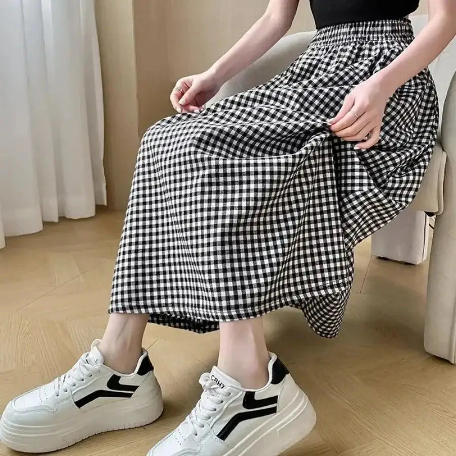 Long Checkered Skirt Black / One Size