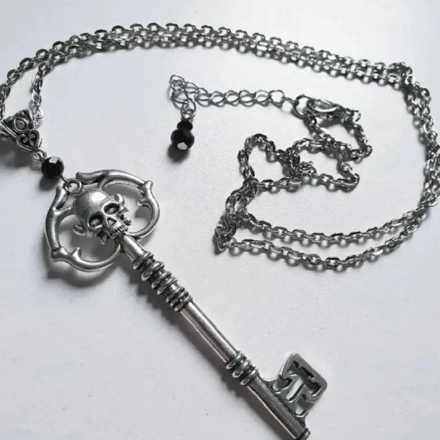 Skeleton Key Necklace - Silver