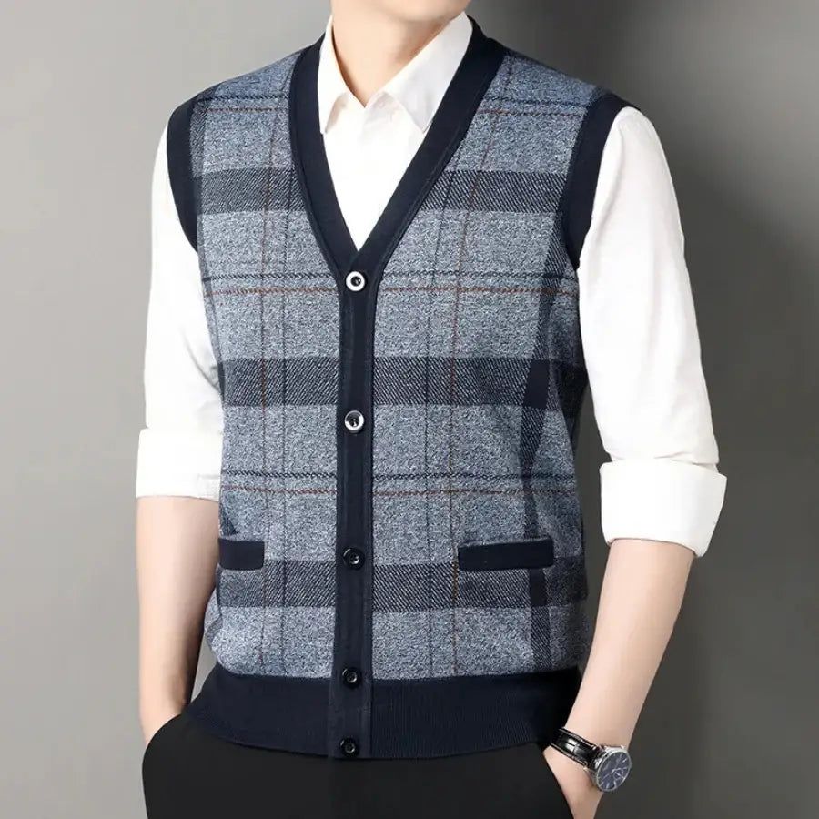 V Neck Cardigan - Light Blue / L
