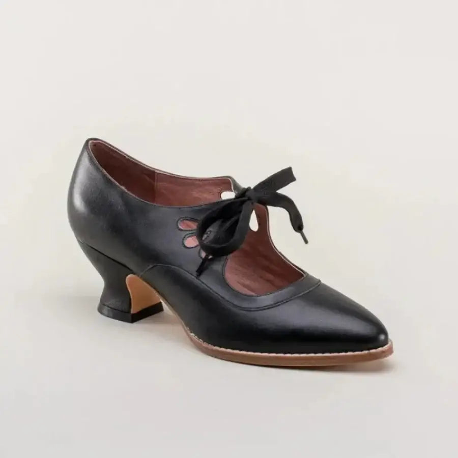 Vintage Style Low Heel Shoes - Black / 5.5