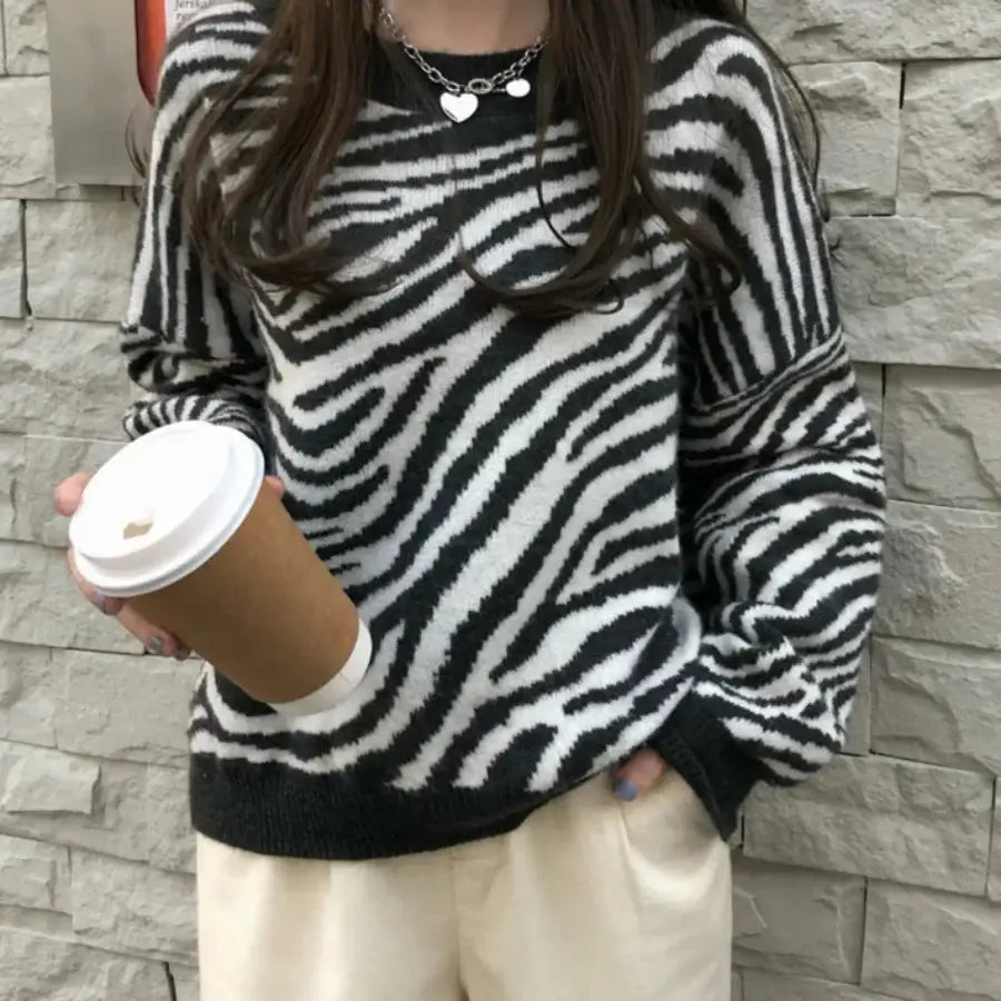 Zebra Sweater Black / S